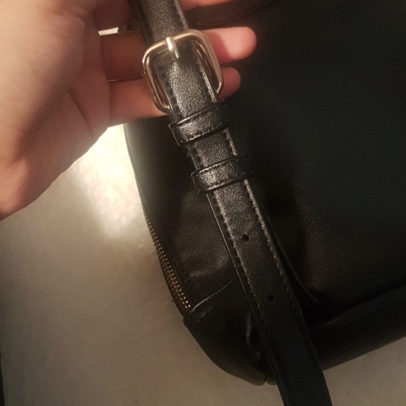 Forever 21 mini backpack - Picture 9 of 10